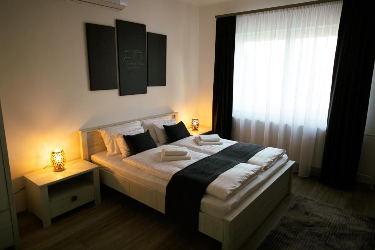 Munkacsy Villa - Szekszard Luaran gambar