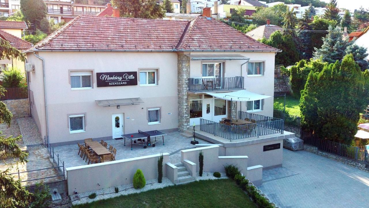 Munkacsy Villa - Szekszard Luaran gambar